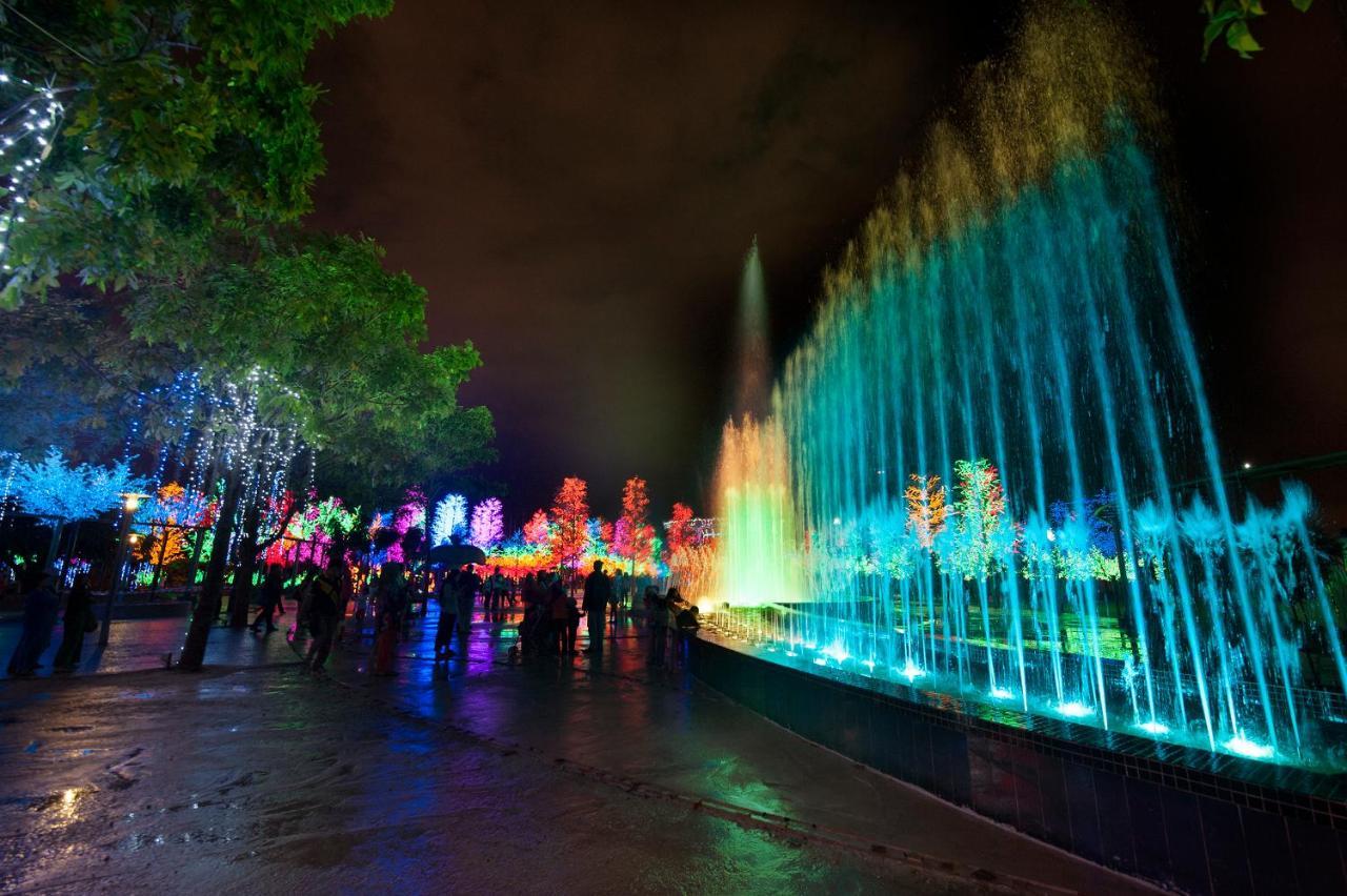 Sinar Rasa Homestay At I-Soho, I-City Shah Alam Exterior foto Fountain of Wishes